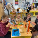 Spelnamiddag dino's